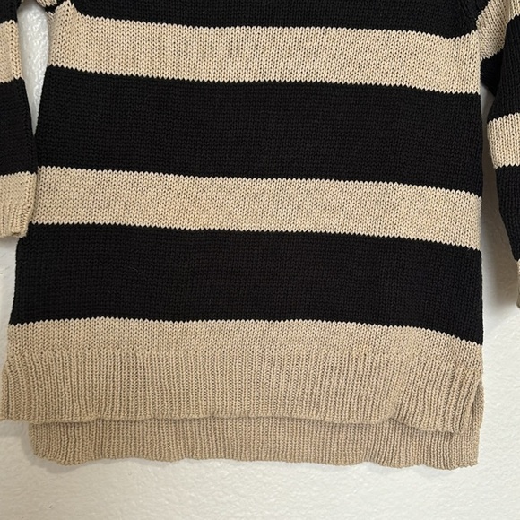 LOFT beige knitted sweater with navy blue in thick stripes size SP - Picture 2 of 8